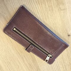 ペレボルサ（pelle borsa）長財布の画像