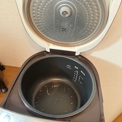 炊飯器の画像