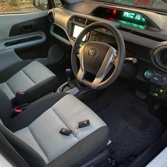 コミコミ38万円、アクア　ハイブリッド車、車検2年付き、下取り可能の画像