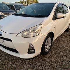 コミコミ38万円、アクア　ハイブリッド車、車検2年付き、下取り可能の画像