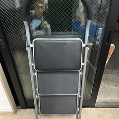 ニトリ　脚立　ステップチェア　3段の画像