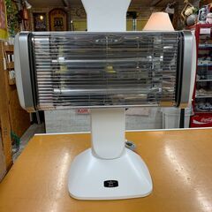 【愛品館江戸川店】Aladdin  CAH-2G10D 2021年　 グラファイトヒーター搭載 遠赤電気ストーブ  ＩＤ：138-016452-007の画像