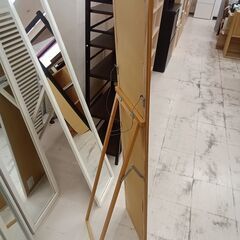 リユースのサカイ栃木店★ジモティ割あり★  ミラー ベージュ W31×D55.5×H140 クリーニング済み TC11881の画像