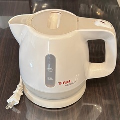 【格安】T-faL製電気ケトル0.8L「アプレシア」 BF802 カフェオレカラーの画像