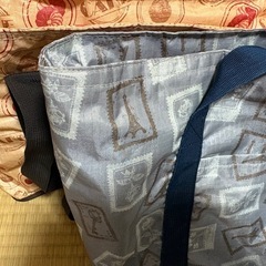 tone☆エッフェル塔＆ハートのかわいいクーラーバッグの画像