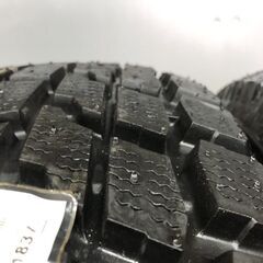 【新品】YOKOHAMA GEOLANDAR i/T G072 255/70R16 111Q 16インチ スタッドレス 4本 22年製 チャレンジャー等　(STP061)の画像