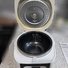 SANYO 3合炊き炊飯器の画像