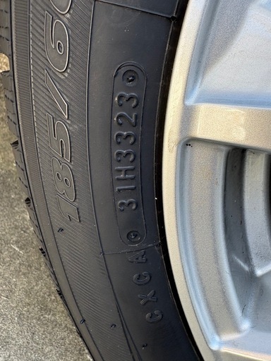 【お取引ありがとうございます】185/60R15（2023年製）トーヨータイヤGARIT GIZ ジョーカー15インチ 5.5J 4H100 スタッドレスタイヤホイール4本セット