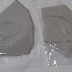 未開封マスク　６色セット　３８枚ぐらい　【非対面取引です】の画像