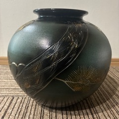 形見などではないただの壺です　いらないので貰ってくれる人がいる方が僕は嬉しいです
の画像