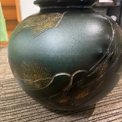 形見などではないただの壺です　いらないので貰ってくれる人がいる方が僕は嬉しいです
の画像