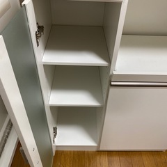 【ニトリ】食器棚の画像