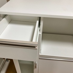 【ニトリ】食器棚の画像