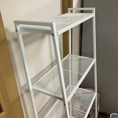 スチール製棚の画像