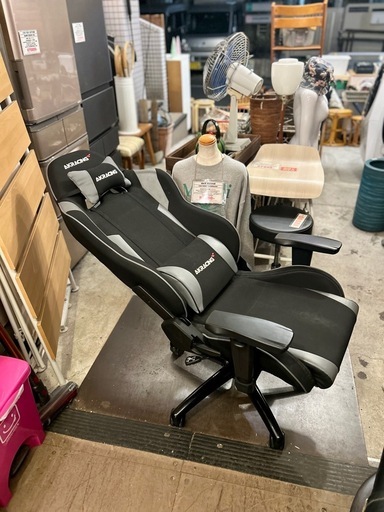 《売約済》AKRACING WOLF ゲーミングチェア リクライニング 昇降 デスクチェア OAチェア オフィスチェア リラックス チェア イス 椅子 ゲーミング esports AKRacing akracing