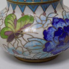 七宝焼　小瓶　花蝶模様　巾75mm　高さ64mm　【非対面取引です】の画像