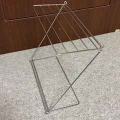 ステンレス製スタンド式ふきんかけ、タオルラックの画像