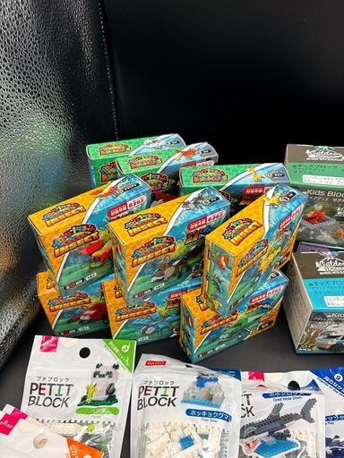 【廃盤品あり】ダイソーのプチブロックなど