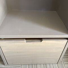 M652  ポール付き什器 下段キャスター付収納棚 グレーの画像