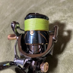人気中華製スピニングリール美品の画像