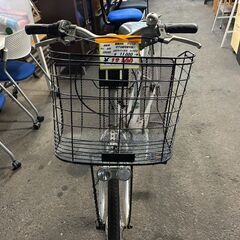 【リサイクルショップどりーむ荒田店】No.600　22632K　白　ギア6速　LEDライト付き　カゴ付きの画像
