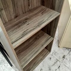 リユースのサカイ栃木店★ジモティ割あり★  ラック ベージュ W62×D30×H124.5 クリーニング済み TC11886の画像