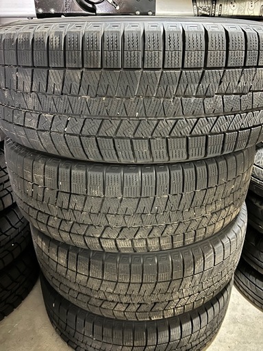 トヨタ用18インチアルミホイール付バリスタッドレス♪ タイヤのみ　ホイールのみ可　4本セット