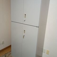 【決まりました】オフィス用　ロッカー　中古の画像