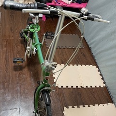 折りたたみ自転車 グリーン FIATの画像