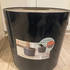 アイリスオーヤマ 上から入る猫トイレ（ネイビー）※未使用／猫砂入れとして使用の画像