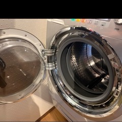 ドラム式洗濯機の画像