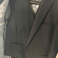 スーツ３点セットの画像
