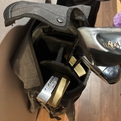 キャリーバック二つ　ゴルフクラブ　　の画像