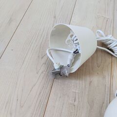 ペンダントライト　ダウン照明　E26　ホワイト　3灯の画像