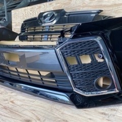新車 外し 
30 前期 ヴェルファイア 純正 フロントバンパー グリル セットの画像