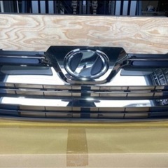 新車 外し 
30 前期 ヴェルファイア 純正 フロントバンパー グリル セットの画像