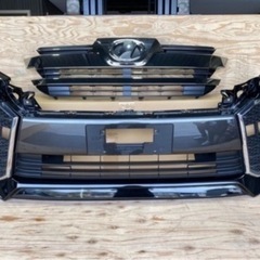 新車 外し 
30 前期 ヴェルファイア 純正 フロントバンパー グリル セットの画像