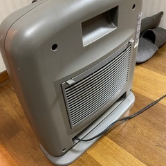 セラミックファンヒーター　レトロ
の画像