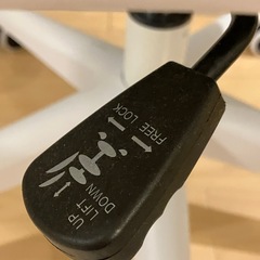 デスク用チェアの画像