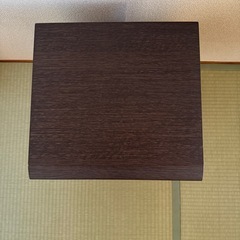 サイドテーブルの画像
