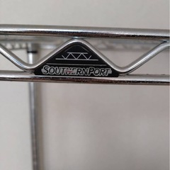 スチールラックの画像