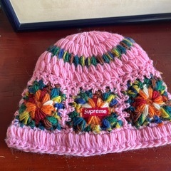 新品未使用シュプリーム Crochet Beanieニット帽ピンクの画像