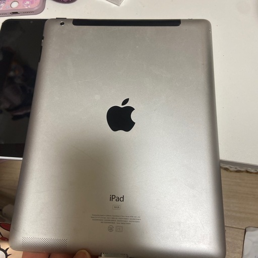 iPad6世代　32ギガ　SIMフリー