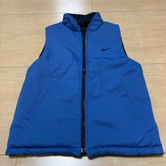 NIKE リバーシブルベストの画像