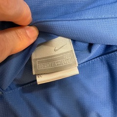 NIKE リバーシブルベストの画像