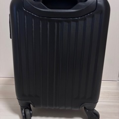 キャリーケースの画像