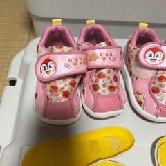 ①③ 13.5cmから14.5cm ベビー　スニーカー　靴の画像