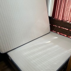 ［引き取りの方決まりました]　ニトリ　セミダブルマットレス　2個(1セット)の画像