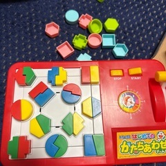 ドラえもん　はじめてのかたちあわせゲームの画像