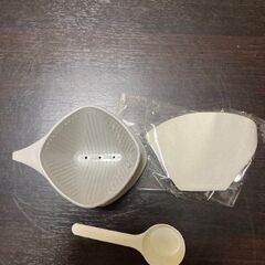 コーヒードリップセット（コーヒードリップ、計量スプーン、フィルター５枚）未使用品の画像